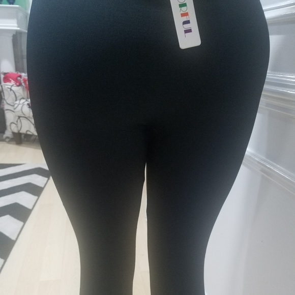 Black Leggings - Picture 4 of 7